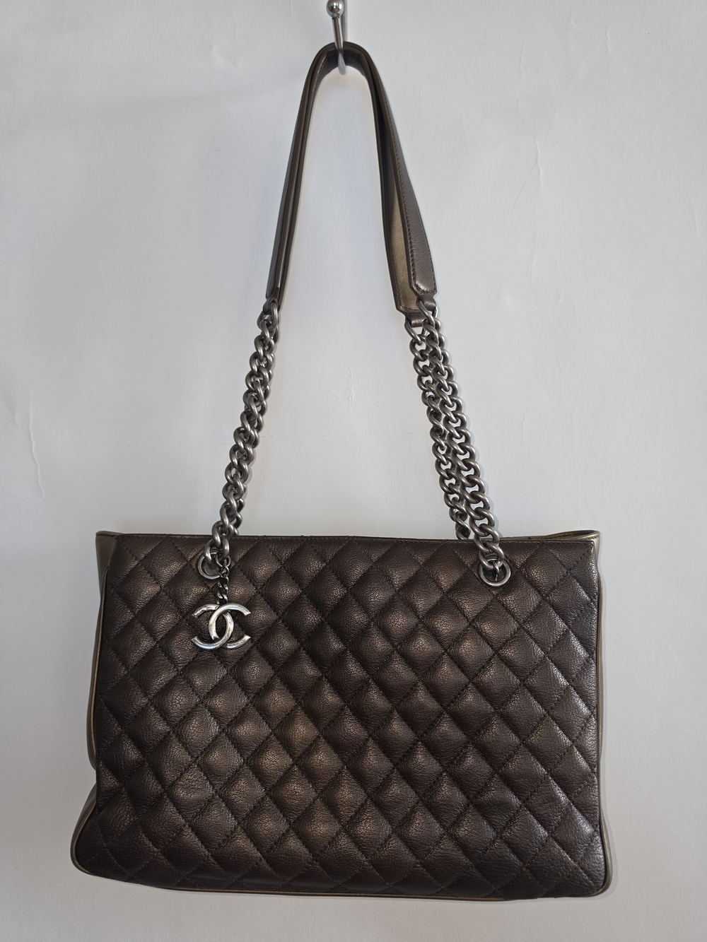 Chanel Quilted Double-Chain Tote Bag in Caviar Metallic Bronze Antiqued Hardware